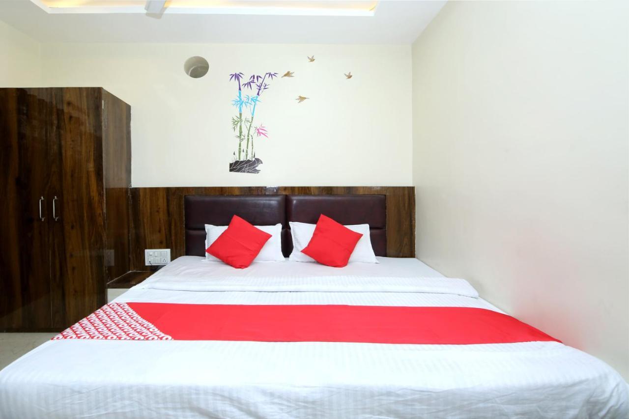Oyo Flagship 27933 Hotel Green Valley Rāipur Extérieur photo