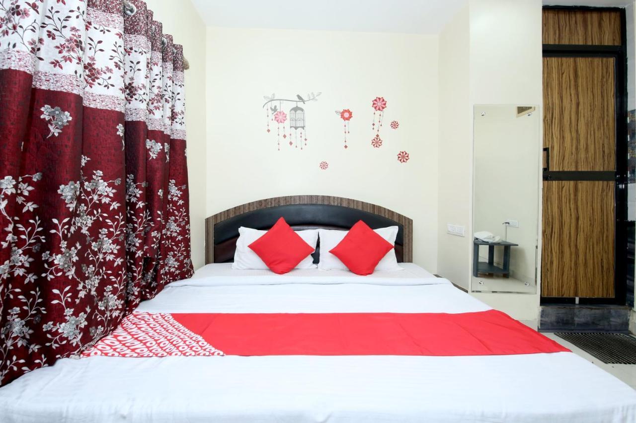 Oyo Flagship 27933 Hotel Green Valley Rāipur Extérieur photo