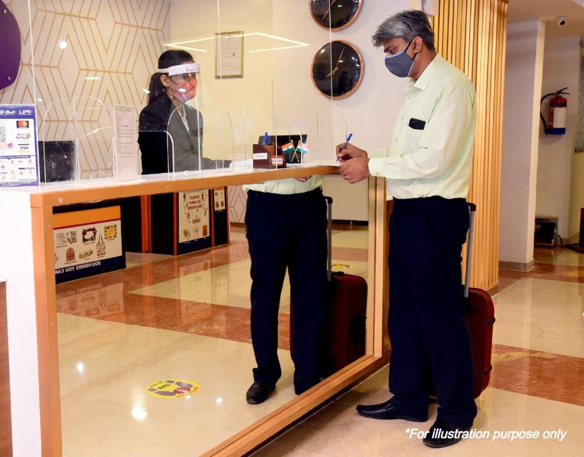Oyo Flagship 27933 Hotel Green Valley Rāipur Extérieur photo